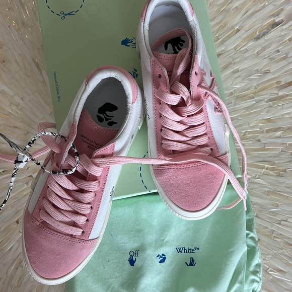 Off-WHITE BRAND NWT low vulcanized canvas suede white pink nwt - Picture 5 of 9